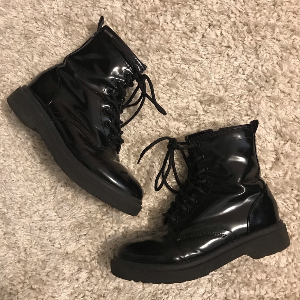 Mossimo boots